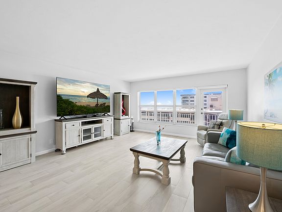 4th image of 3850 Galt Ocean Drive #1804
