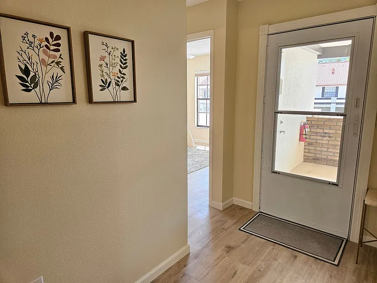 744 Avenida Estancia #144B — Photo 30