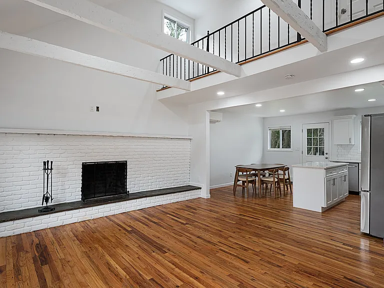62 Lincoln Ave — Photo 4