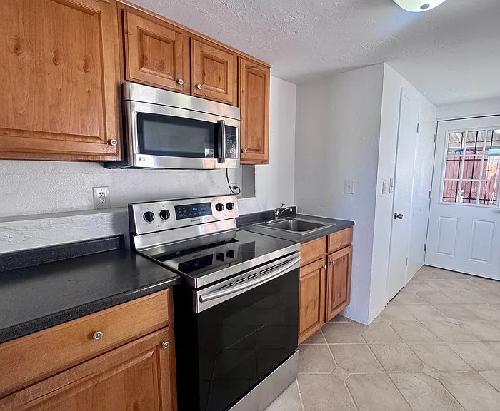 3156 E Towner St #2 — Photo 10