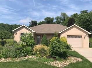 1923 California Ave, White Oak, PA