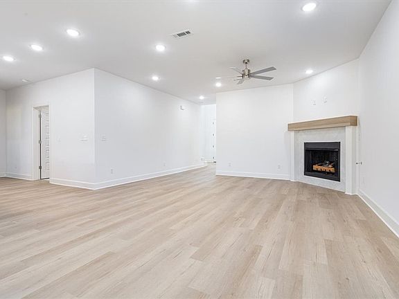 4th image of 7207 Basswood Ave