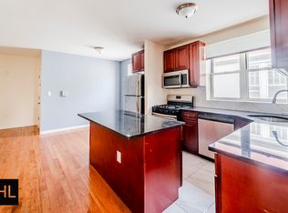 607 E 8th St #2B, Brooklyn, NY 11218