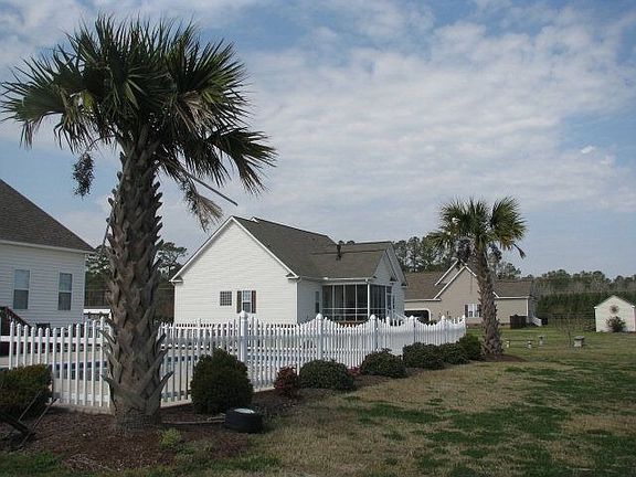 4th image of 2341 Wheaton Village Dr