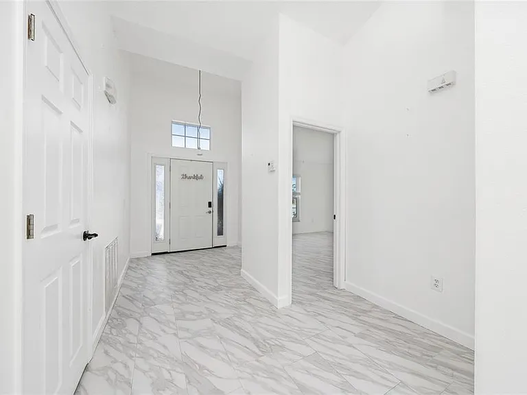 2608 Brandywine Ct — Photo 4