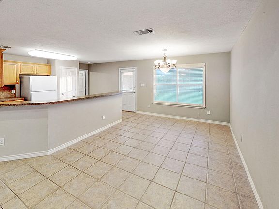 3rd image of 3514 Farah Dr
