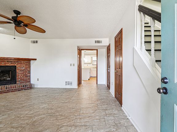 3rd image of 4010 Sand Wedge Cir NW