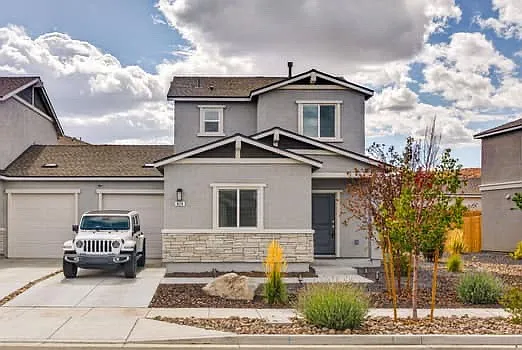 3 bed, 1325 sqft, $2,500 — Photo 2