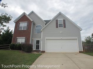 2065 White Cedar Ln, Waxhaw, NC 28173