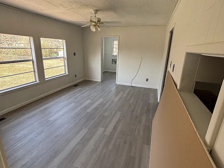 4812 S 31st St — Photo 12