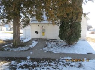 403 E Morrison St, Edgewood, IA 52042