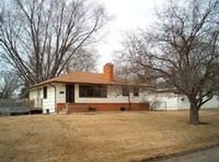 5843 Ewing Ave N, Brooklyn Center, MN 55429