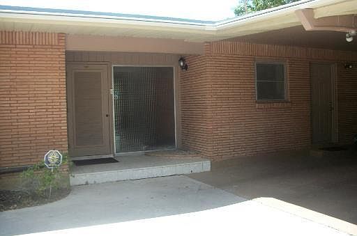 2nd image of 126 Clubhill Dr