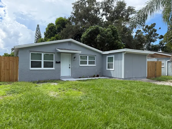 5896 92nd Ave, Pinellas Park, FL 33782