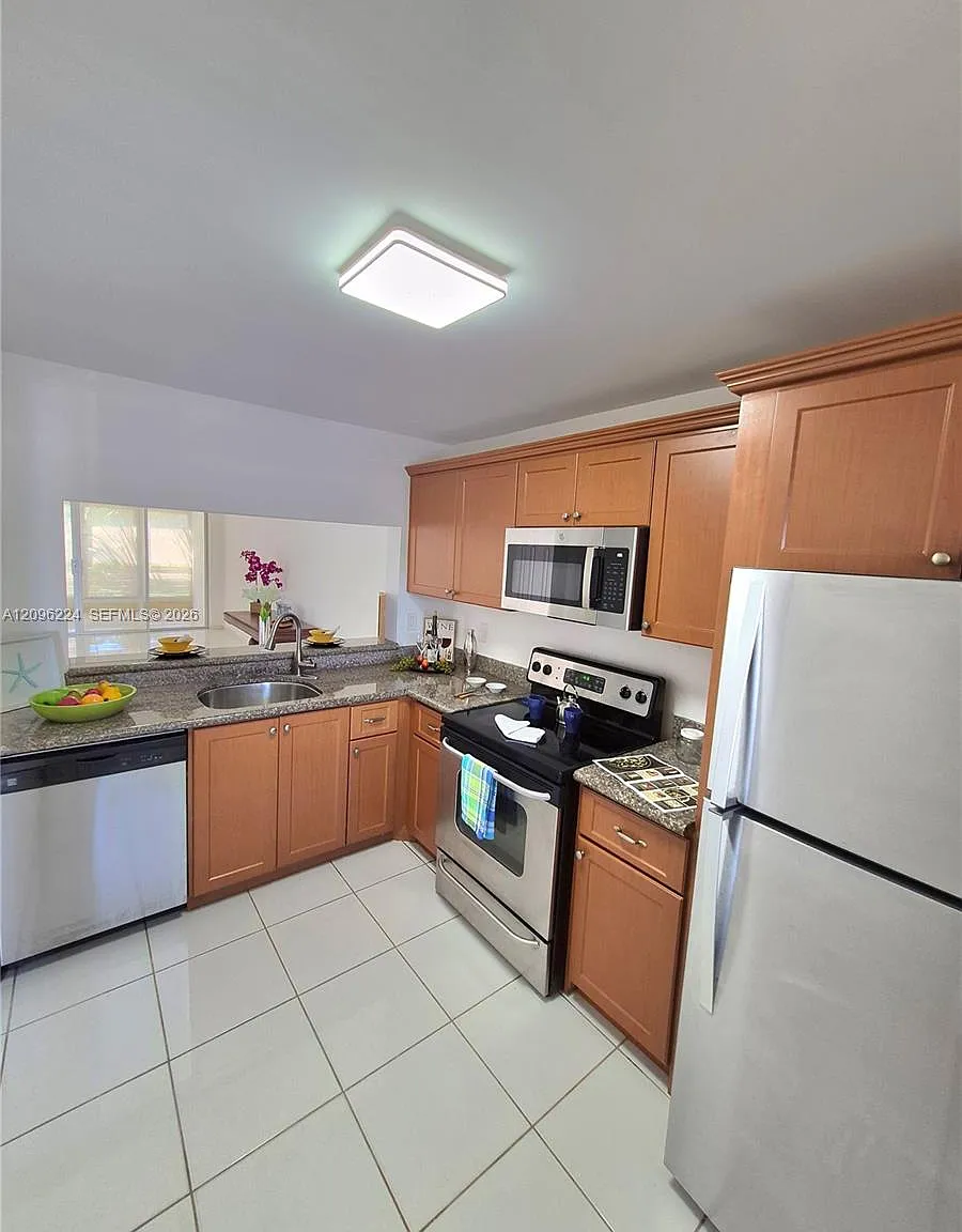 Condo 4 Of Sabal Palm Con — Photo 4