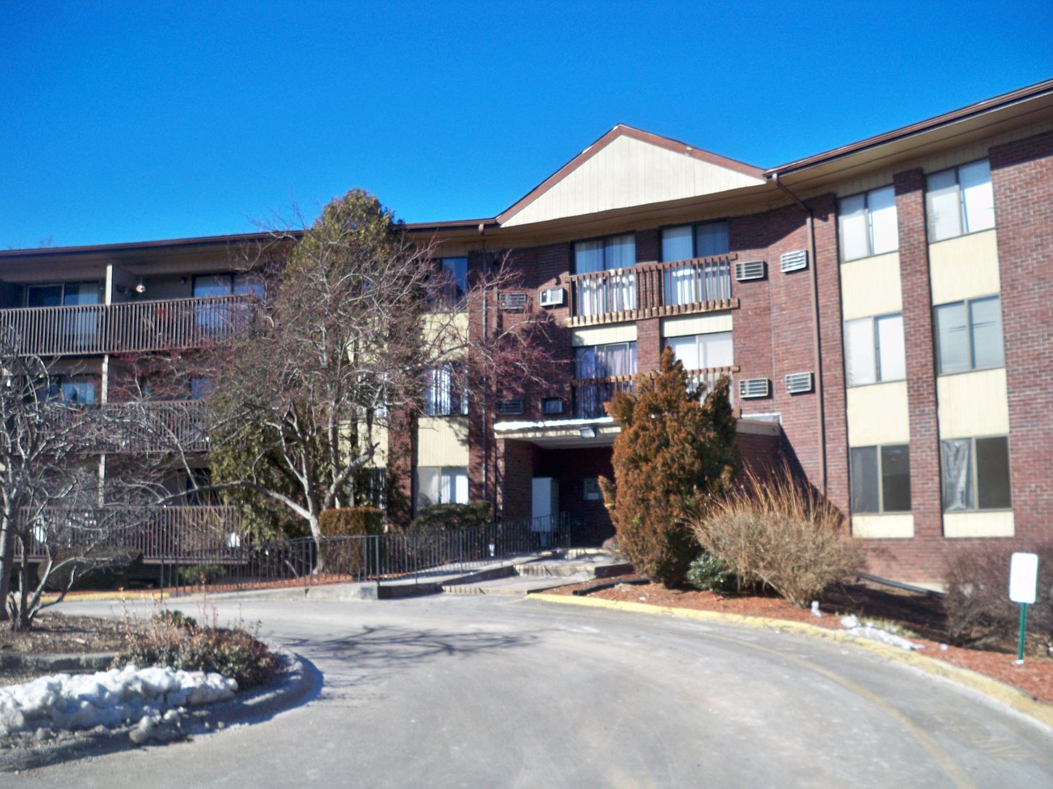 2304 Cromwell Hills Dr, Cromwell, CT 06416 Zillow