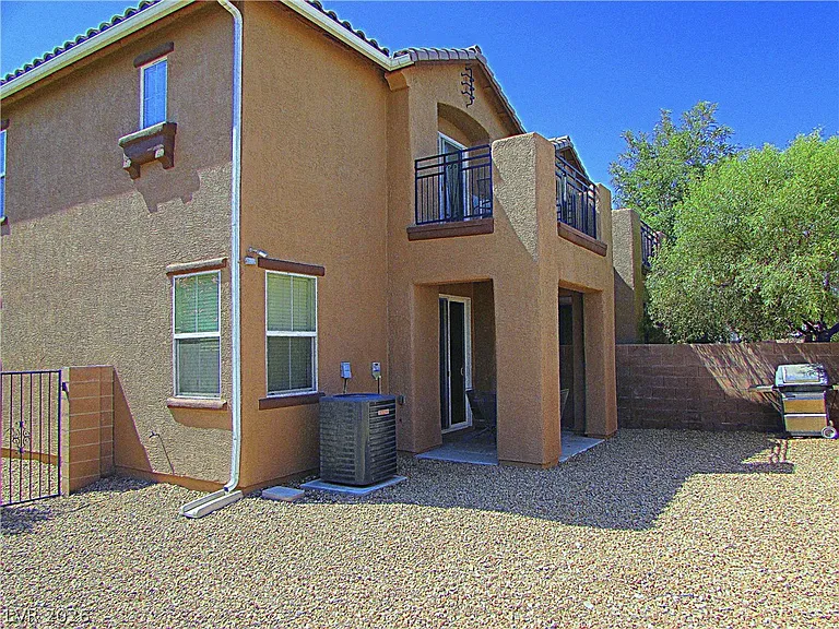 1362 Crystal Hill Ln #2 — Photo 20