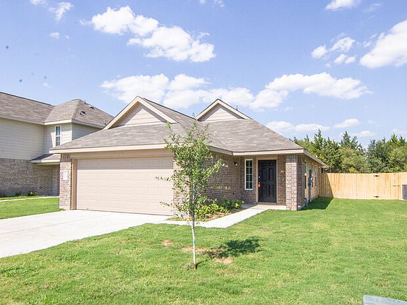 2nd image of 1105 Marquis Dr
