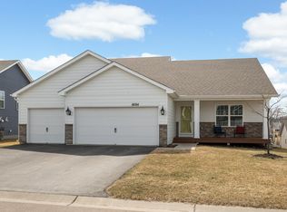 18184 Hartlin Ave, Lakeville, MN 55044