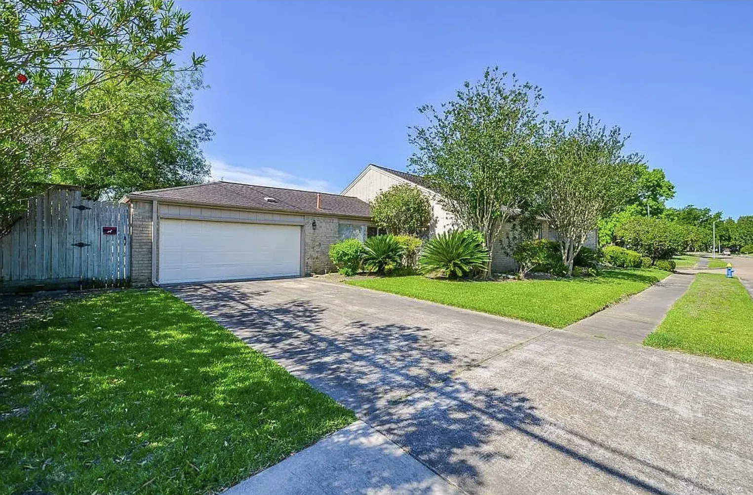 1803 Keatley Dr — Photo 3