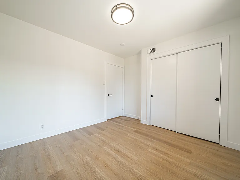 4339 Waikiki Dr — Photo 24