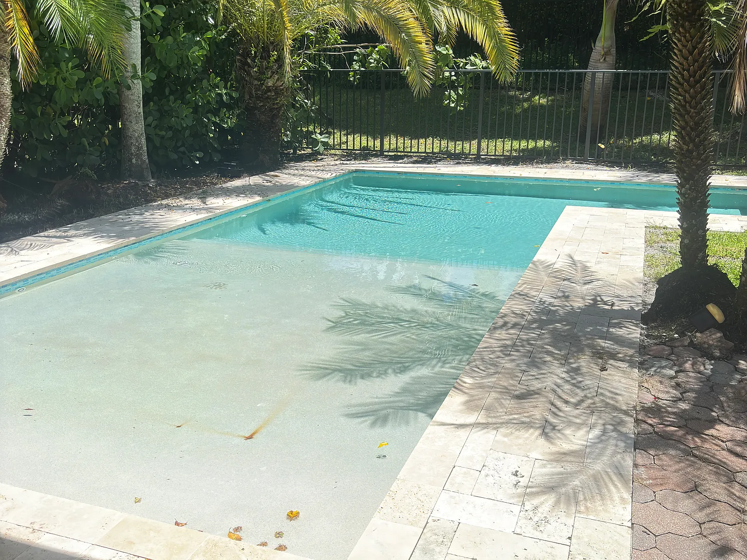 4 bed, 2.5 bath, 2956 sqft, $1,850 — Photo 4