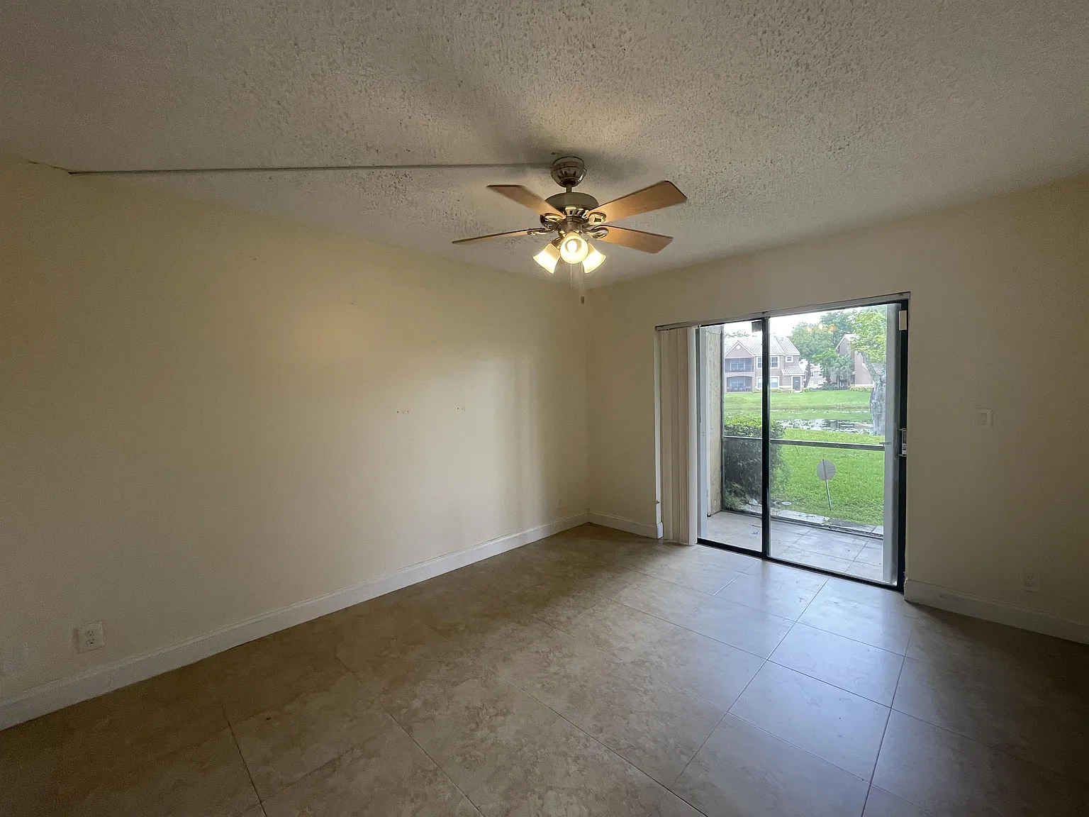 The Island Club 9044 Nw 28th Dr #3-106 (Gusbonanza Llc) - 682 — Photo 2