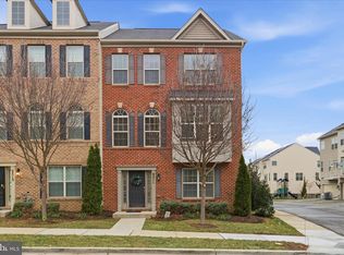 9511 Smithview Pl, Lanham, MD 20706