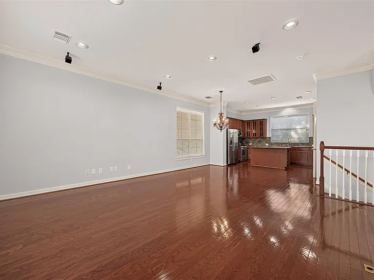 3308 Clearview Cir — Photo 5