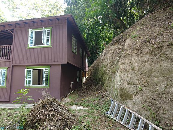 2nd image of Km 2.1 Int Caerretera 111 Bo Vivi Abajo