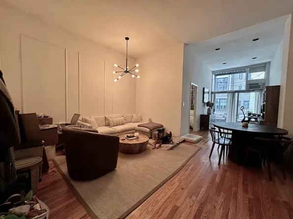 67 West 85th Street image 1 of 13