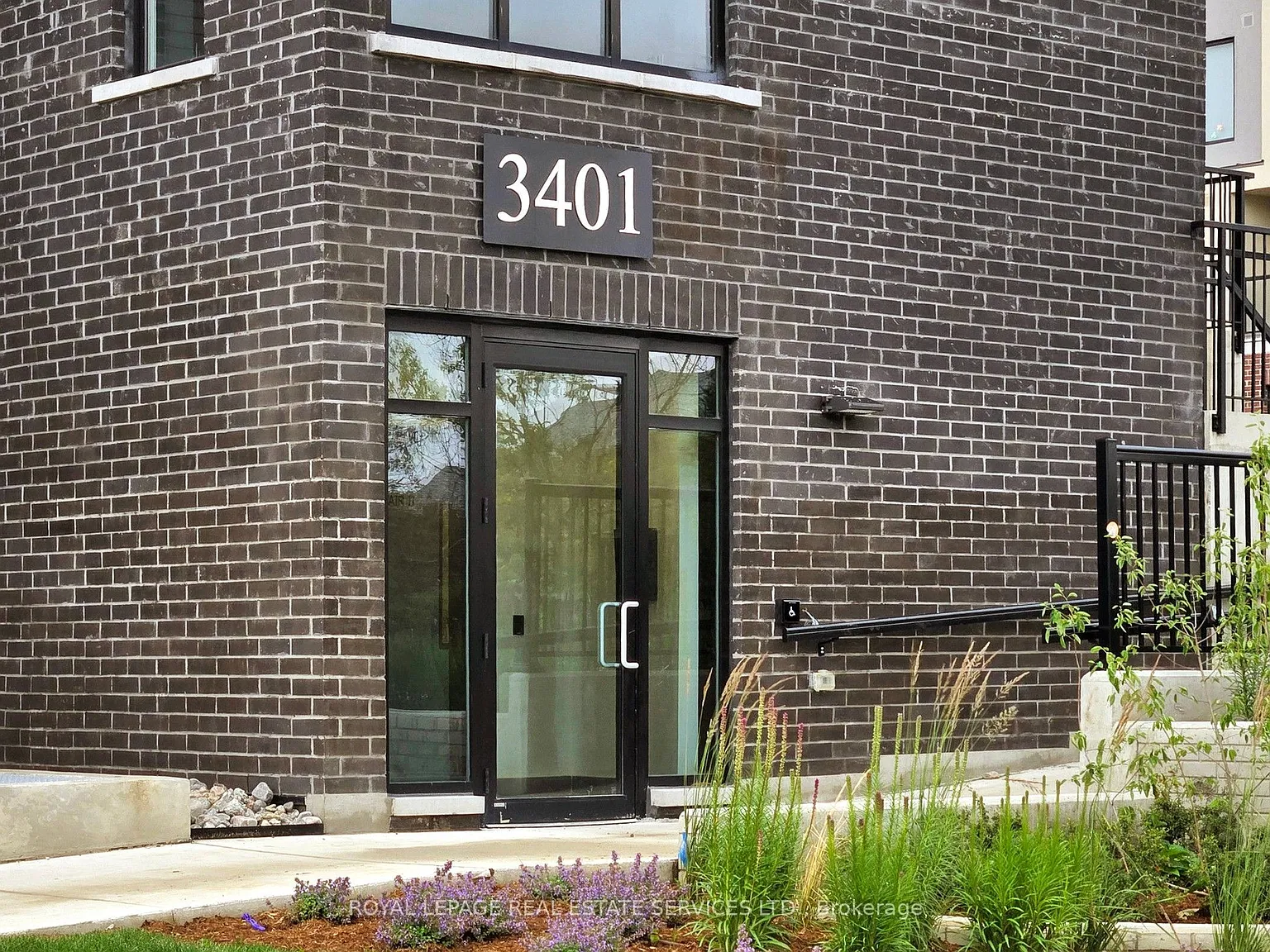 1 bed, $2,000 — Photo 3