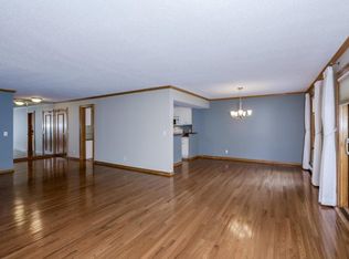 8430 Pennsylvania Rd APT 103, Bloomington, MN 55438