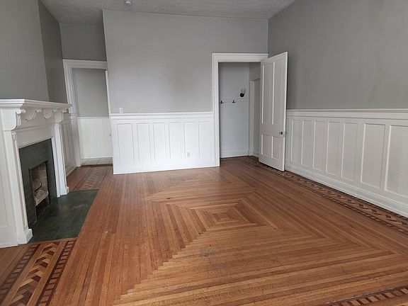 4th image of 945 Dana Ave APT 13