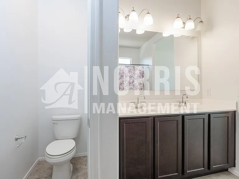 1153 E Gabrilla Dr — Photo 24