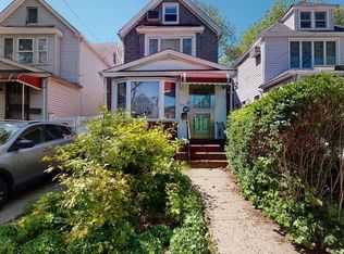 6822 Loubet St, Forest Hills, NY 11375