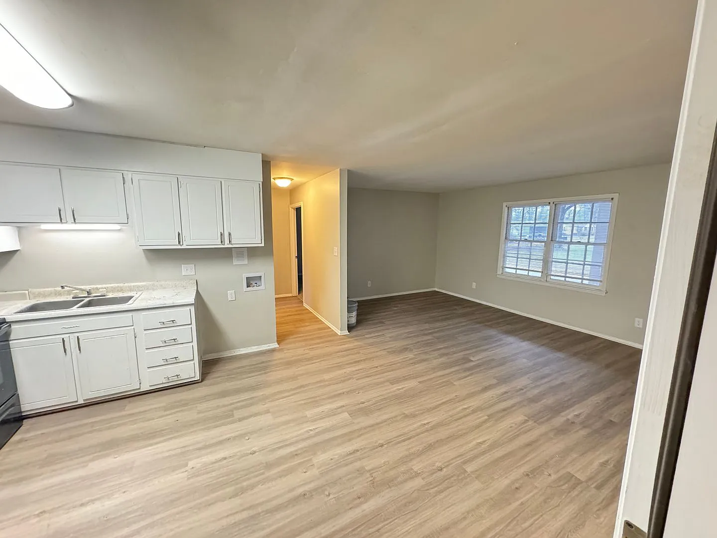 2bed/1ba Apt off S Main Kannapolis close to Downtown Kannapolis & Hwy 73 — Photo 3