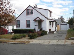 3 Strathmore Rd, Methuen, MA 01844