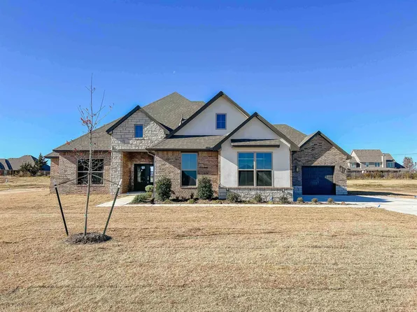 7048 Chestnut Ln, Enid, OK 73703