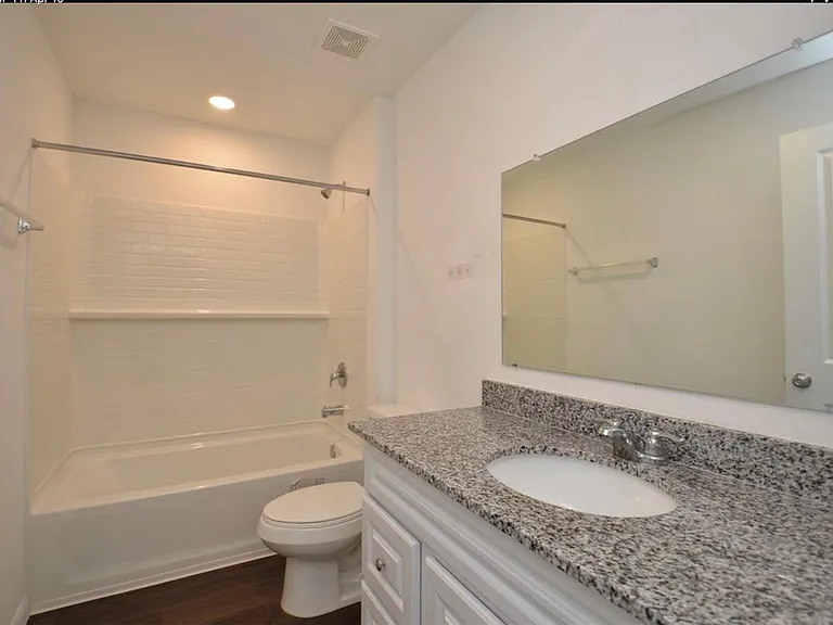 16439 Big Hickory Dr — Photo 12