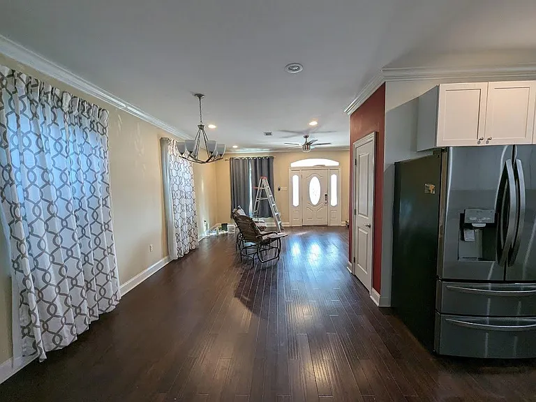 dining area, living room