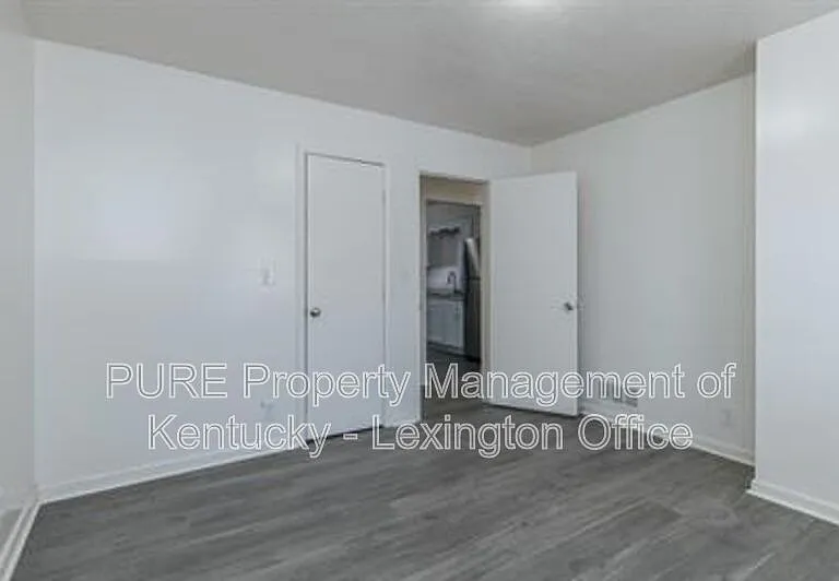 566 N Martin Luther King Blvd — Photo 14