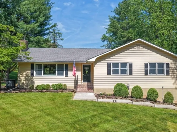 130 Cherryville Hollow Rd, Raritan Twp., NJ 08822