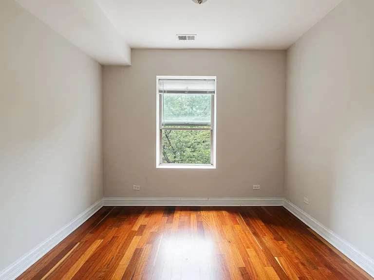 2037 W Touhy Ave #2 — Photo 4