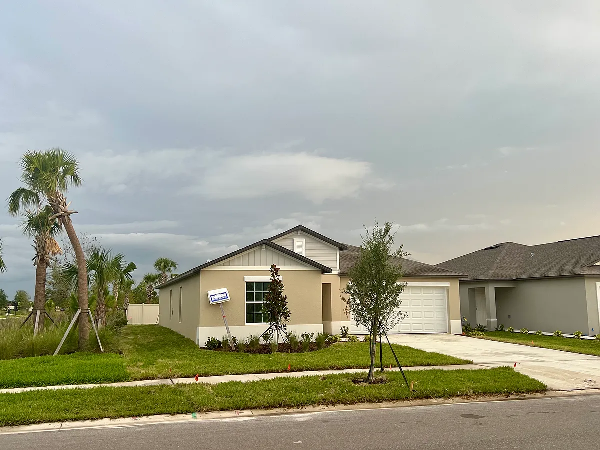 Building Photo - 35122 Brackett Bnd