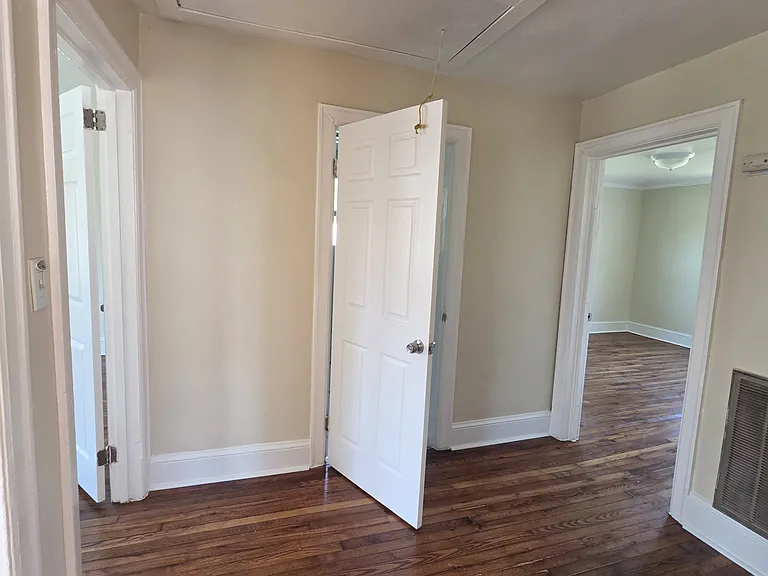 305 Lander St — Photo 7