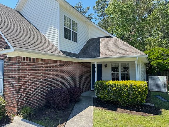 3rd image of 425 Estate Rd