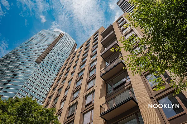 Rented by Nooklyn NYC LLC | media 23