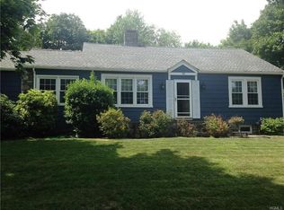 10 Crescent Pl, Monroe, NY 10950