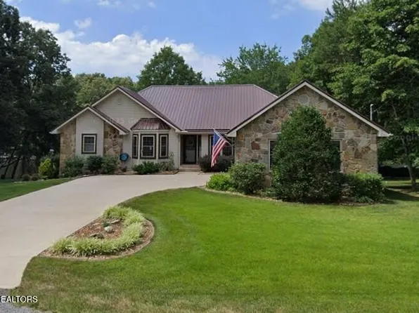 14 Windsor Point, Fairfield Glade, TN 38558